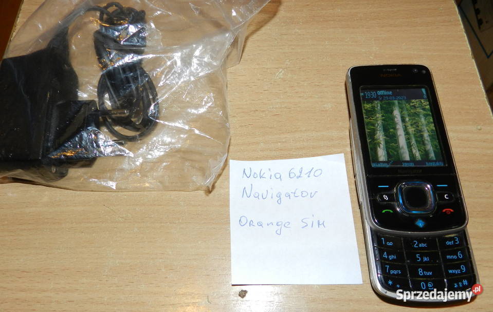 Telefon Nokia 6210 Navigator 128/256 MB czarny.