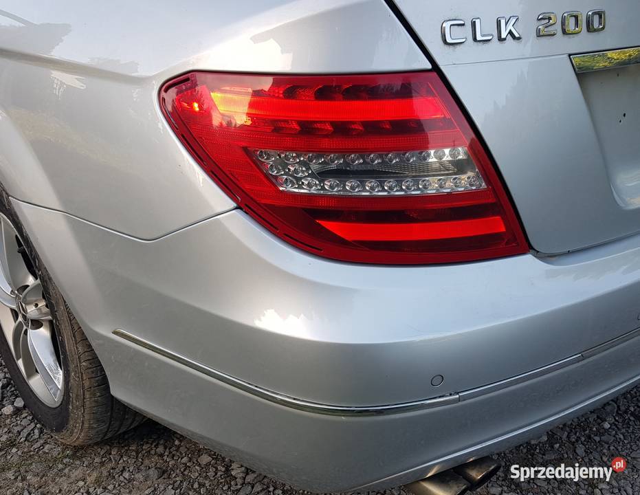 MERCEDES W204 LIFT SEDAN Zderzak tylny kompletny Radom