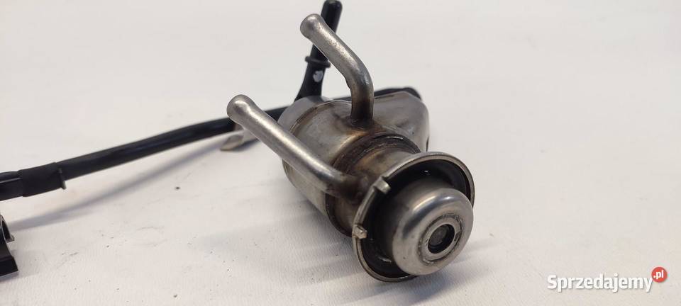 VW TIGUAN II WTRYSKIWACZ ADBLUE 04L131113P