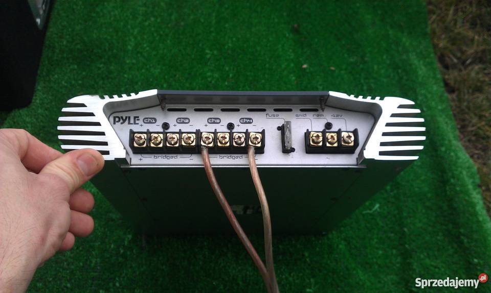 wzmacniacz PYLE QA 4400 lll + kable zasilające Wałbrzych Sprzedajemy.pl