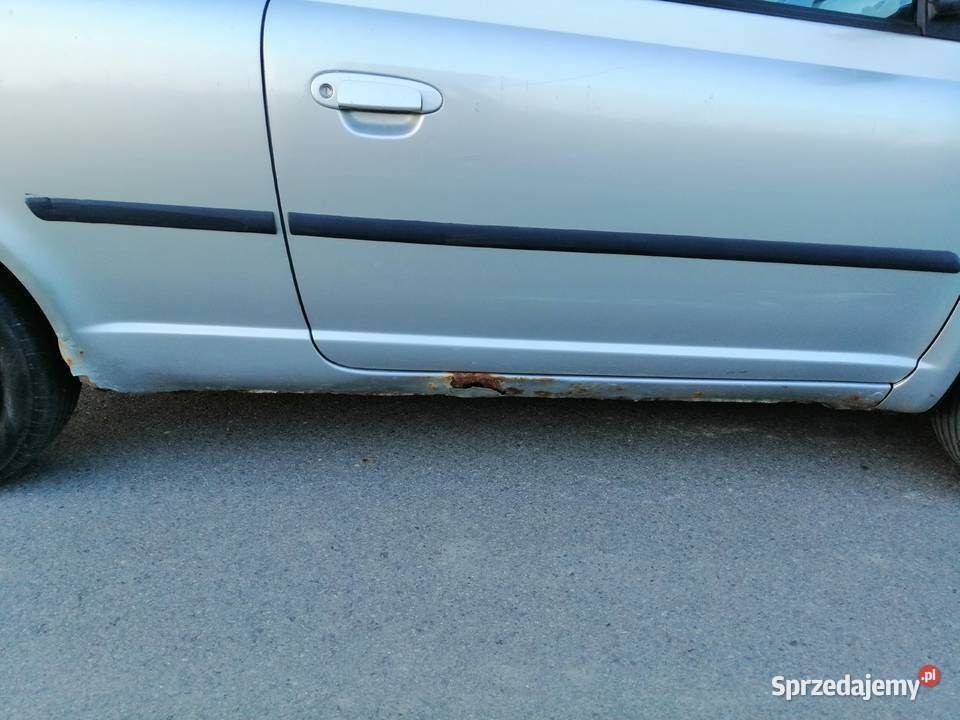 Toyota Yaris 13 klima lpg lakier metallic lubelskie Wilczopole