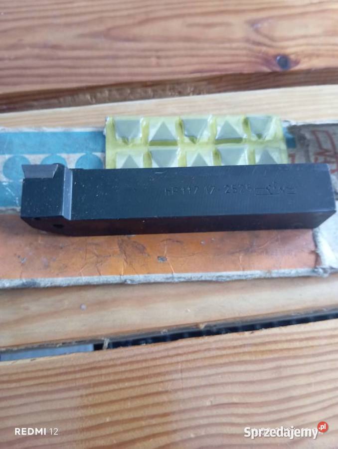 Nóż tokarski z wymiennymi ostrzami Odbiór łasku łódzkie Łódź sprzedam