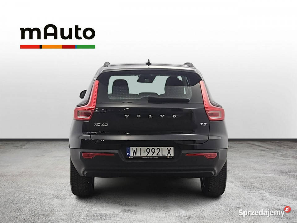 Volvo XC 40 T3 Momentum Core Z Polskiego Salonu nieuszkodzony Warszawa
