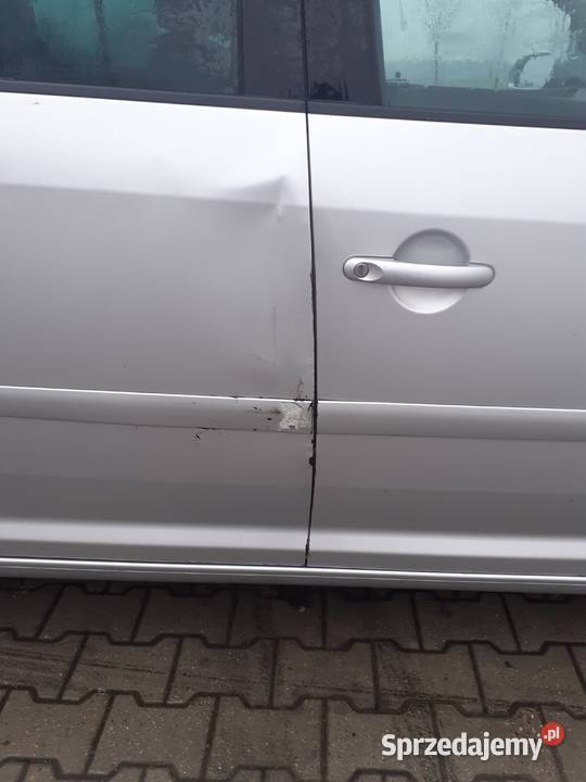 Vw touran 2 0 140 anglik 7 osobowy 273679km łódzkie Piotrków Trybunalski