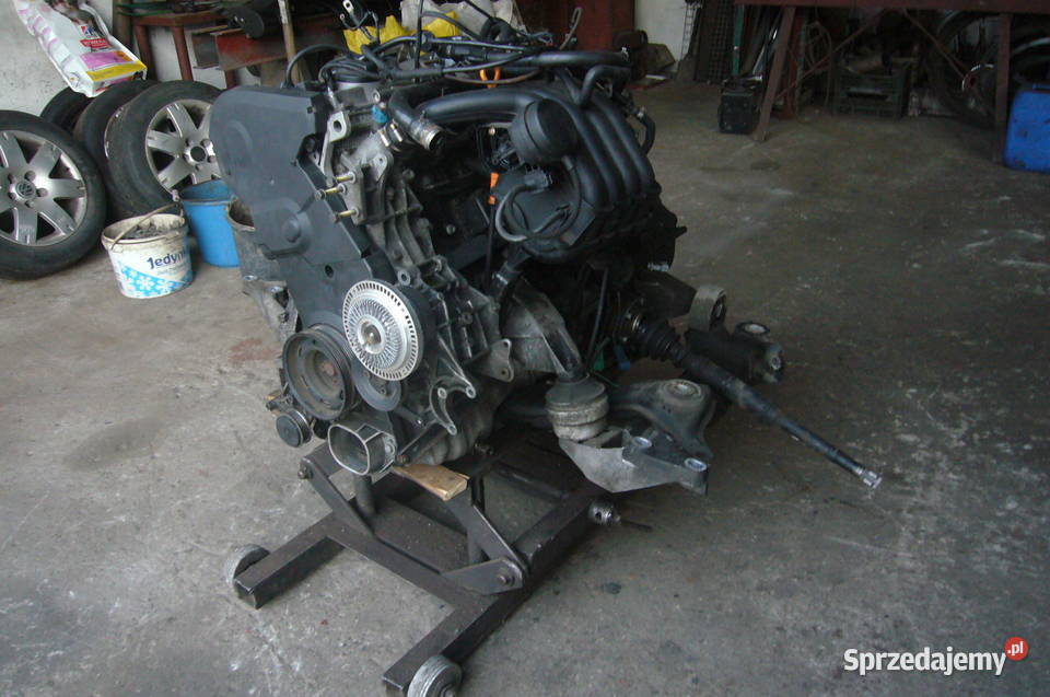 Silnik Vw Audi 18 benz 20V ADR osobowe Sarnaki