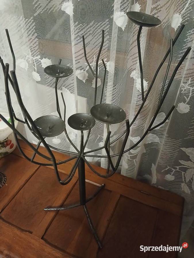 Dużymetalowy kandelabr w stylu vintage Stalowa Wola
