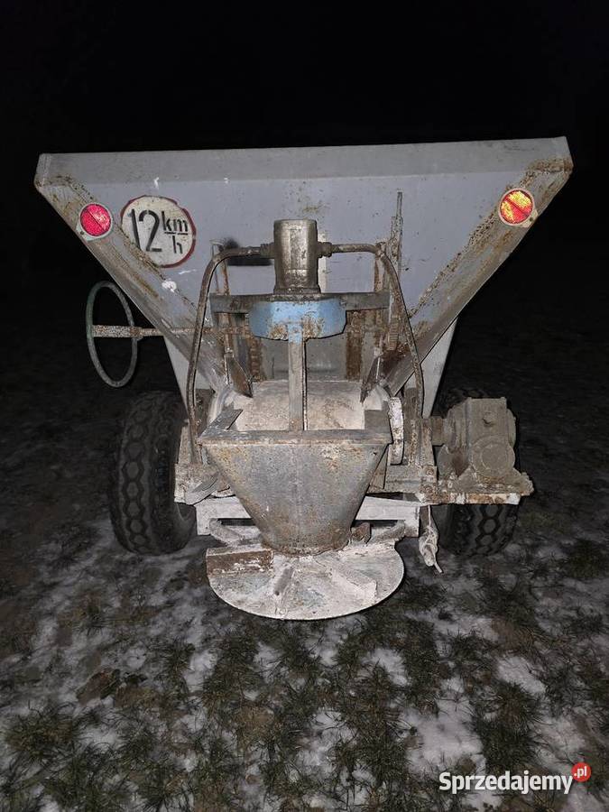 Rozsiewacz do wapna piast rcw Mogilno