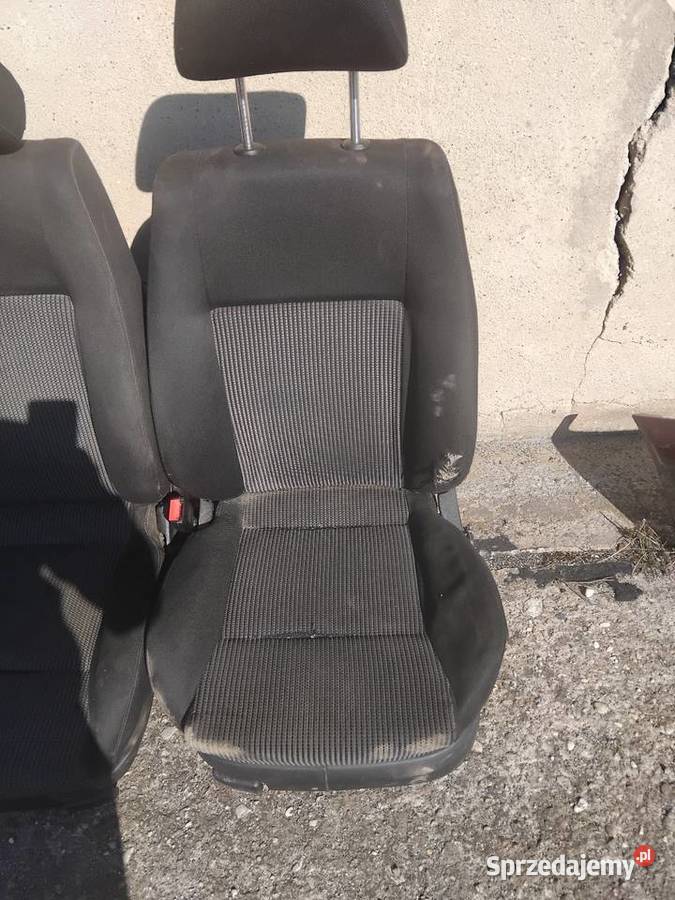 Fotele półkubełki Skoda Octavia 1 opolskie