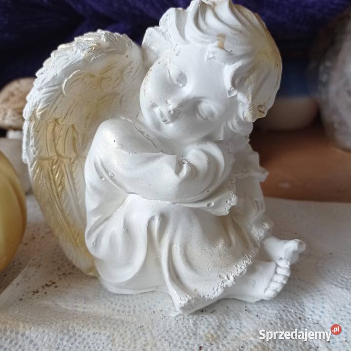 Figurki aniołki gipsowe na cmentarz Wejherowo