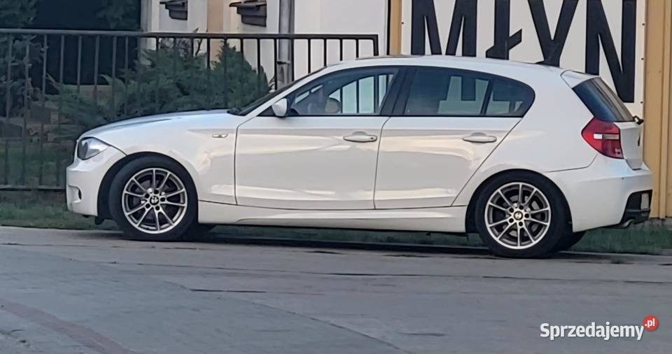 E87 Mpakiet czarny sufit automat 143 Rok produkcji 2008 Siemiatycze