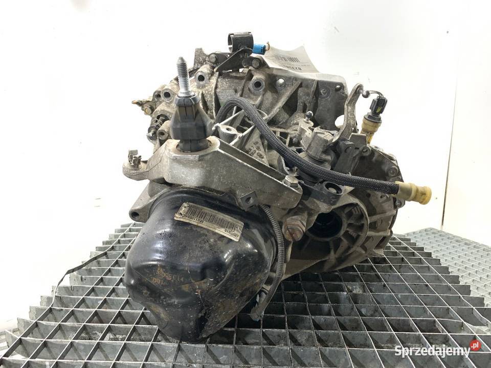 SKRZYNIA BIEGÓW DACIA DUSTER JR5316 16 105 1018