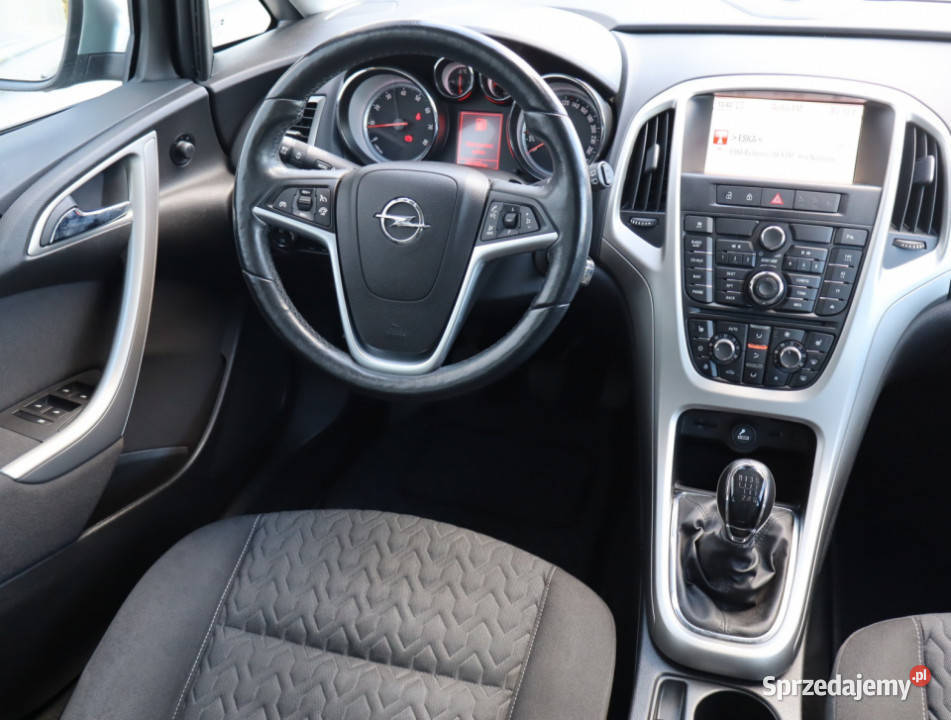 Opel Astra 14 T Piaseczno