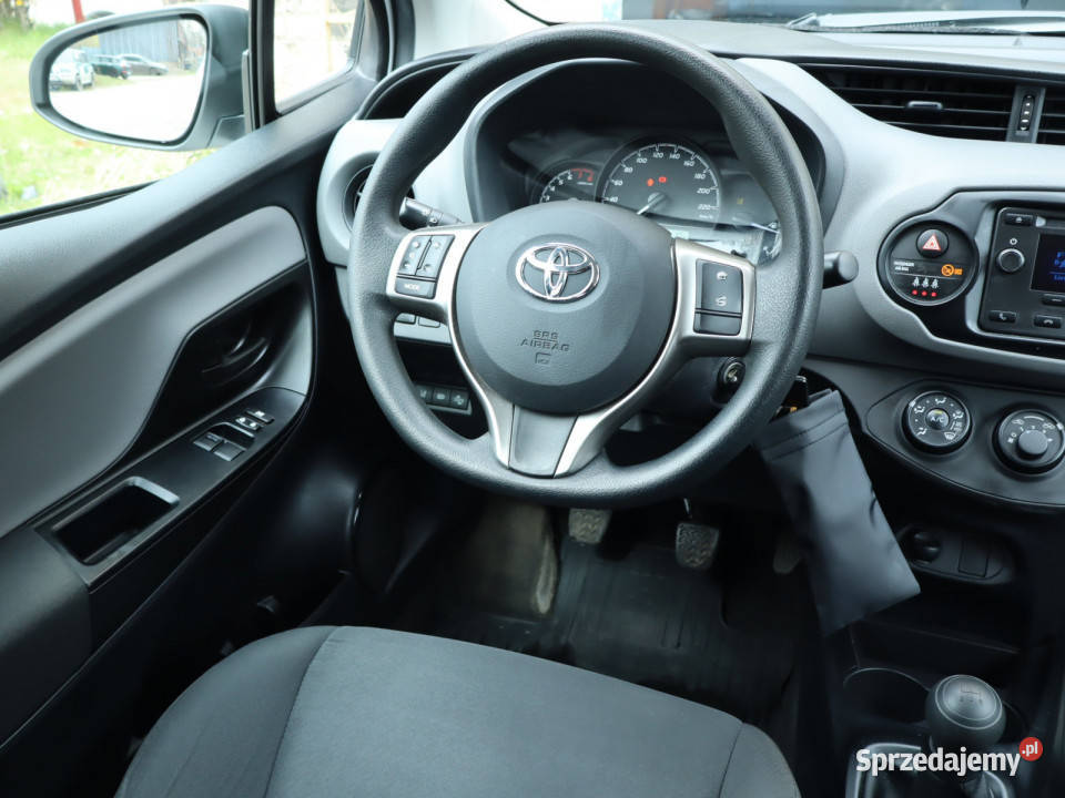 Toyota Yaris 10 VVTi Yaris Katowice sprzedam