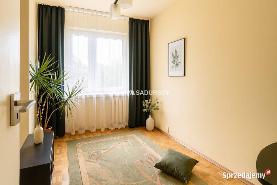 Mieszkanie 5835m2 3 pokoje Kraków Powstańców