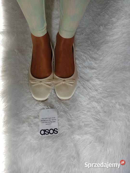 41 ASOS Design Ekskluzywne kremowe baleriny sprzedam