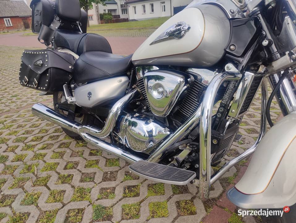 Suzuki Intruder 1500 mały przebieg 2 wydechy 2 Puławy