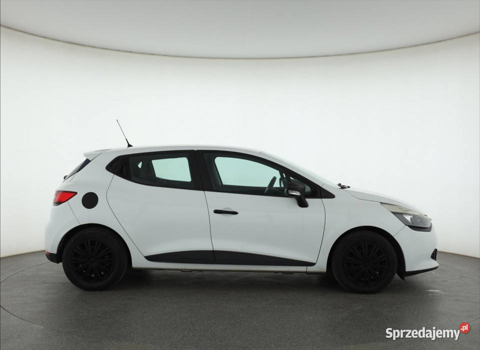 Renault Clio 12 16V