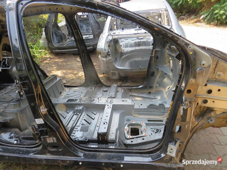 PRÓG SŁUPEK PRAWY BOK Renault ZOE