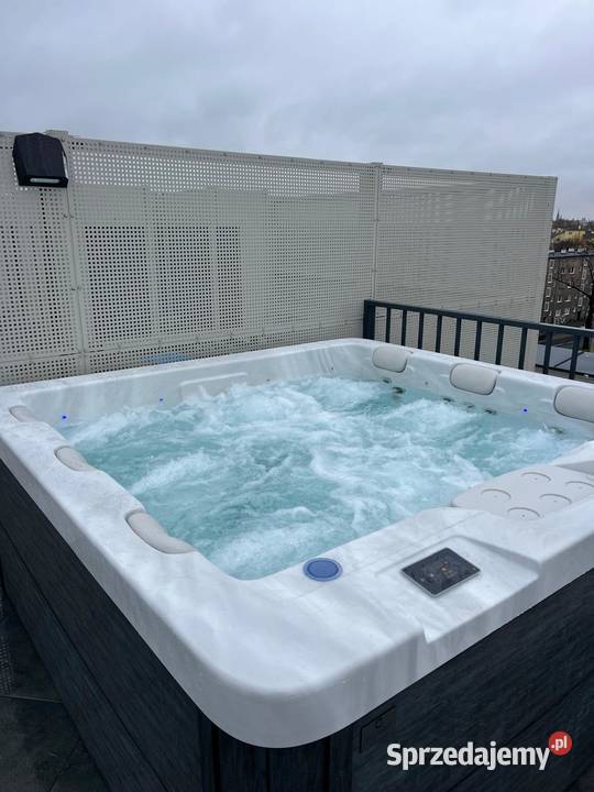 Jacuzzi 6osobowe promocja 10 55 dysz potrójna Oświęcim
