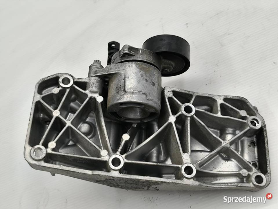 ŁAPA WSPORNIK ALTERNATORA BMW F30 F31 LIFT B47 sprzedam