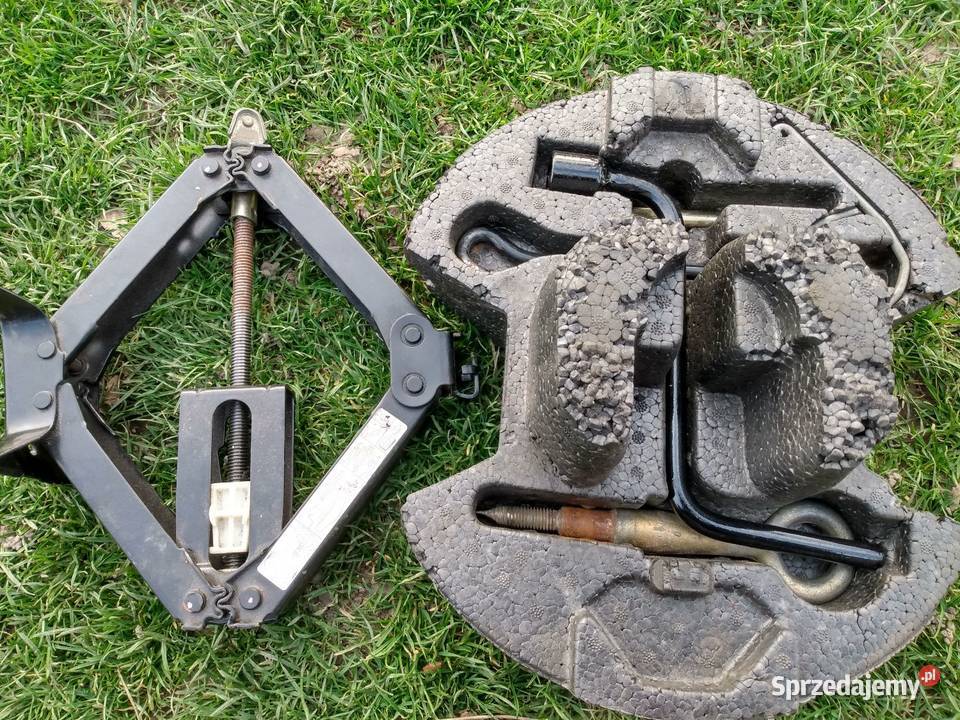 Wkład koła zapasowego peugeot 607 Sienno sprzedam