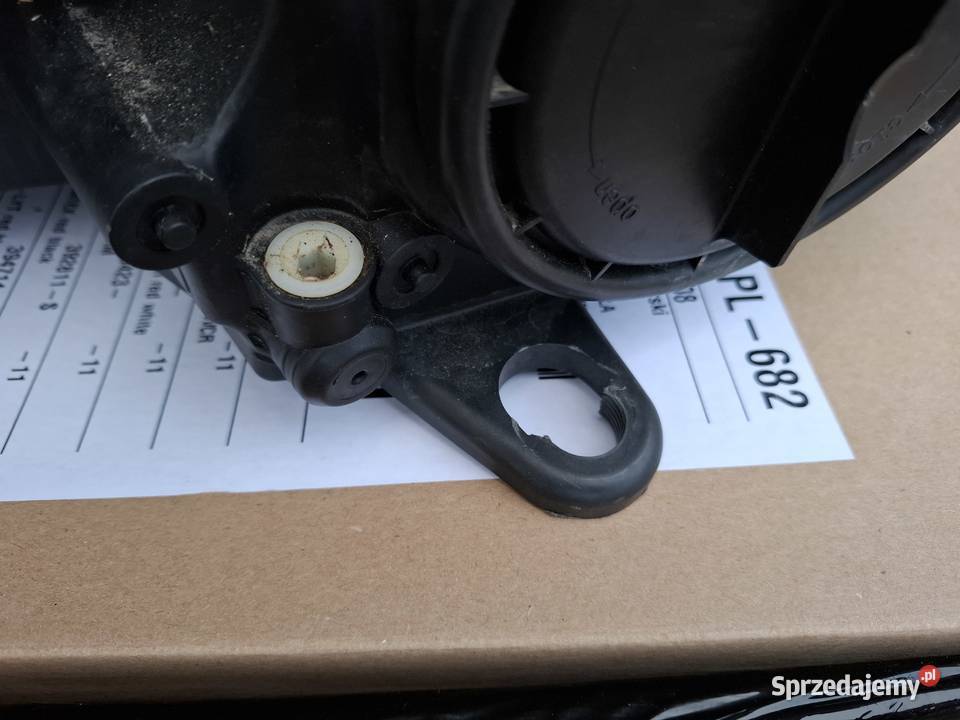 Reflektor prawy przedni skoda octavia 3 2015 Lampy przednie