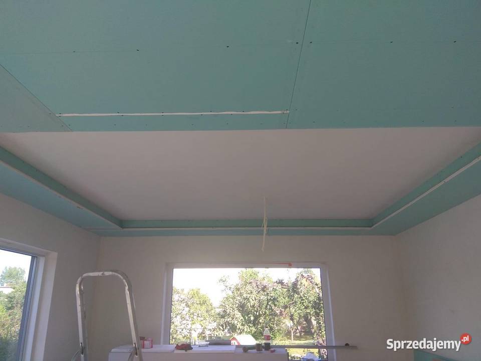 Malowanie natryskowe adaptacje poddaszy sufity