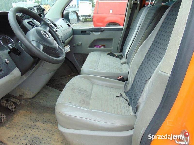 VOLKSWAGEN TRANSPORTER T5 2010 196800 ccm 140 Warszawa
