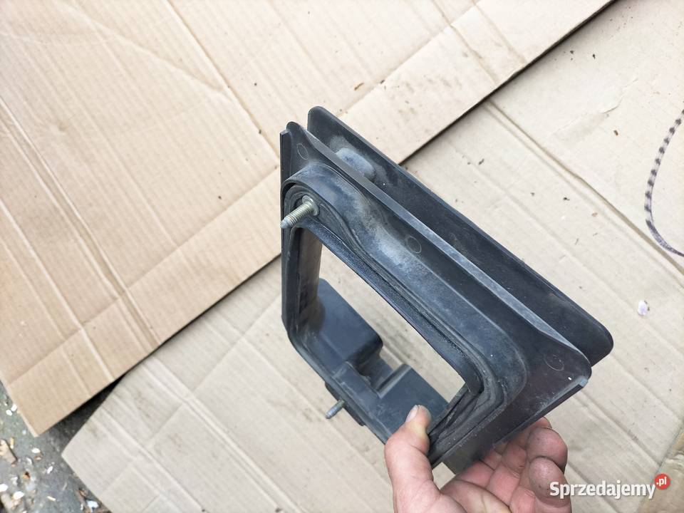 AUDI 80 B3 80B3 893819098B ŁĄCZNIK UCHWYT Pozostałe Kamień-Kolonia