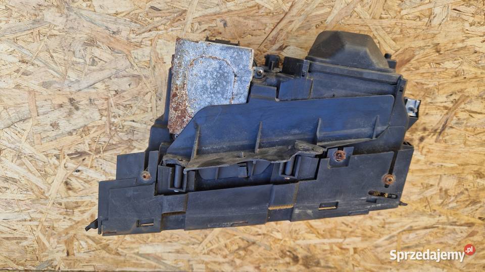 BMW E38 LAMPA PRZÓD PRZEDNIA PRAWA EUROPA XENON Oświetlenie Słowikowo