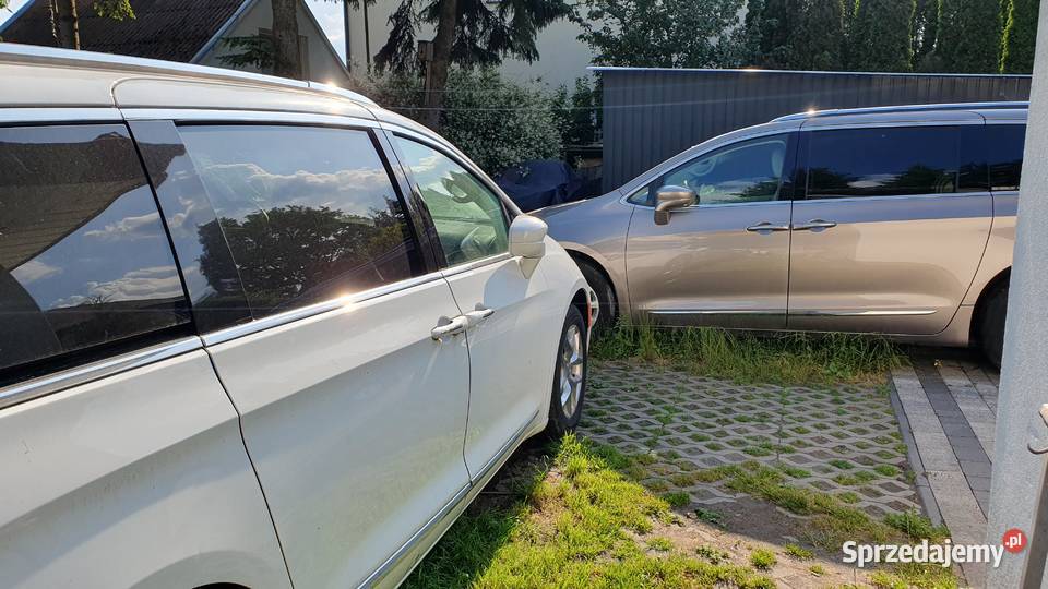 Chrysler Pacifica Błotnik ćwiartka tył Warszawa sprzedam