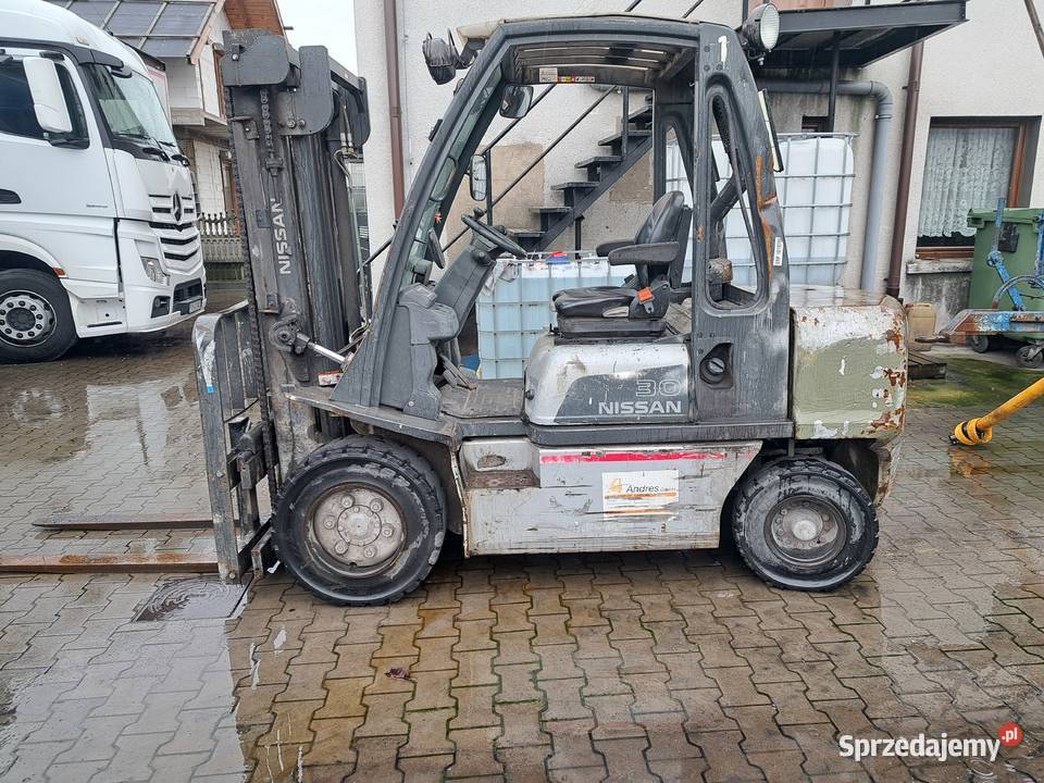 Wózek widłowy nissan diesel wielkopolskie Ostrów Wielkopolski