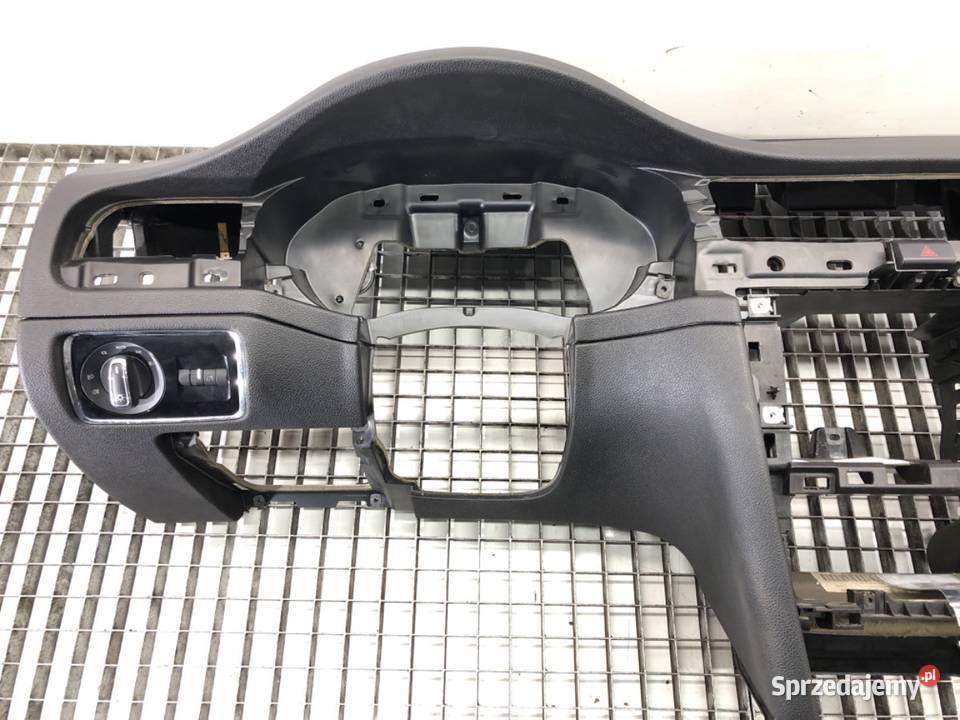 KOKPIT SKODA SUPERB II SedanLimuzyna 0815 Deski rozdzielcze, konsole