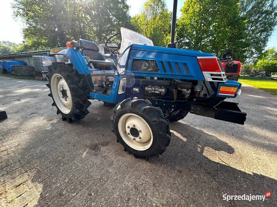 Tunelowoogrodowy minitraktorek Iseki Landhpope Napęd 4x4 Iseki