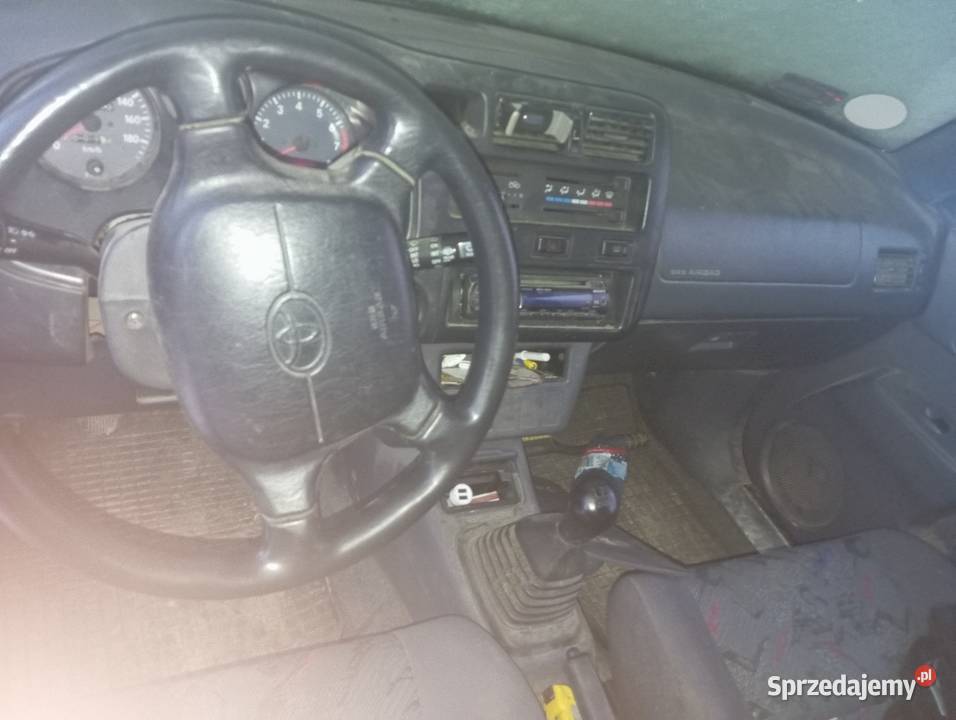 Sprzedam Toyotę RAV4 i 20 benzyna Uszkodzona lubelskie Biała Pierwsza