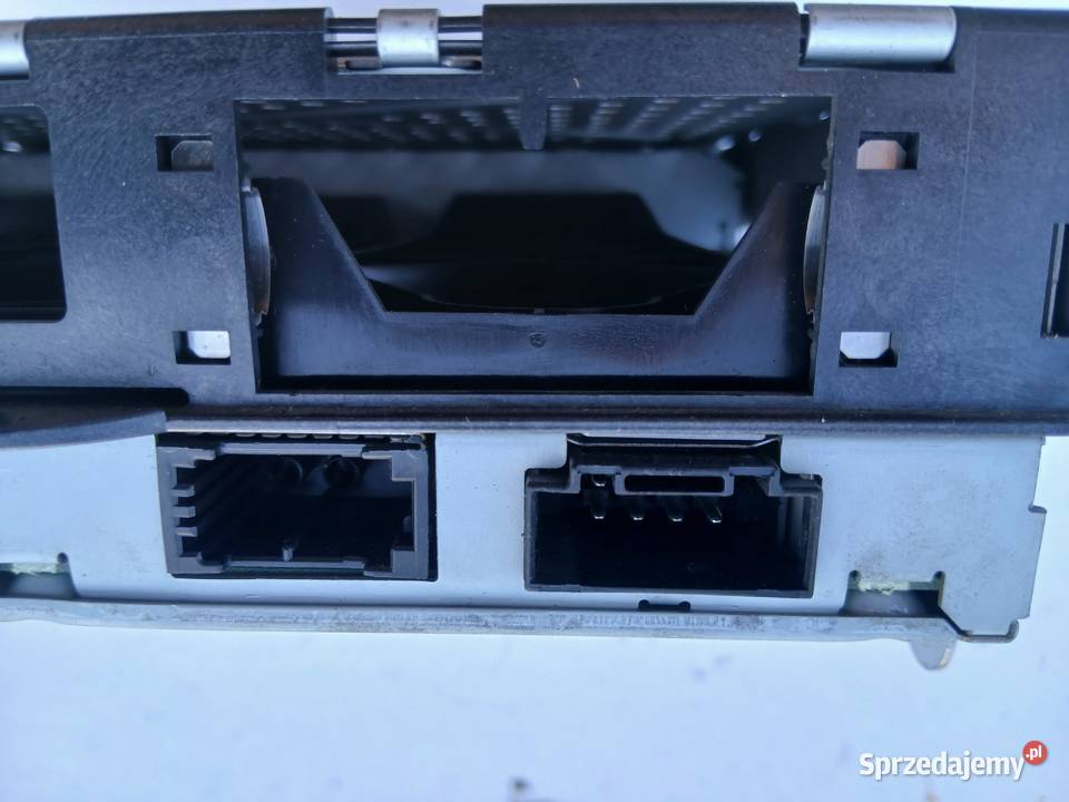 Audi A6 C6 i inne tuner radia radio 4F0035541 Fabryczne Szczerbice