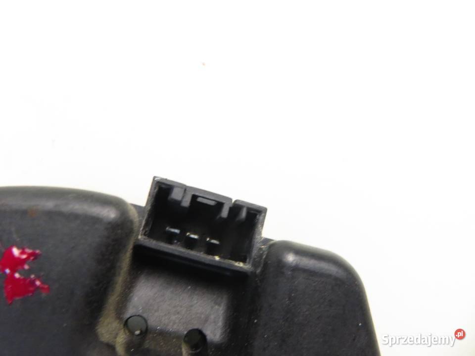 LAMPA LEWA TYLNA KLAPA BMW E46