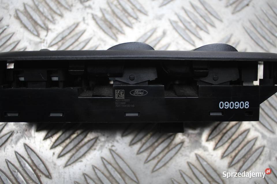 PANEL SZYB LEWY PRZÓD FORD MONDEO MK4 osobowe