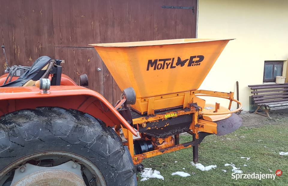 Rozsiewacz MOTYL piaskarka solarka komunalny Dąbrowa Tarnowska