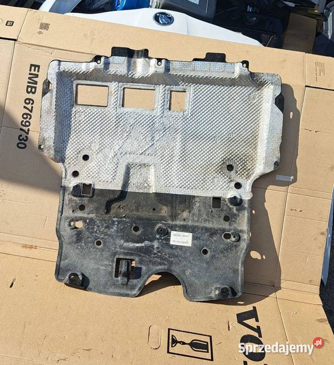 Ekran płyta osłona pod silnik B Peugeot 208 II