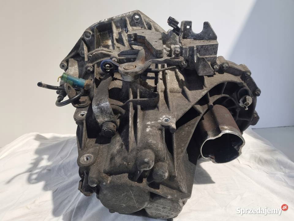 SKRZYNIA BIEGÓW Nissan Qashqai 15 DCI TL4B113 Rudka