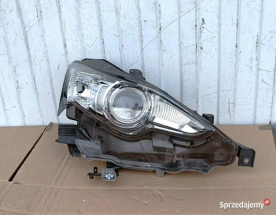 LEXUS IS ISF III XENON LAMPA PRAWA PRZÓD