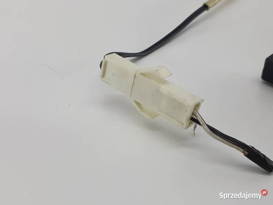 WTYCZKA KOSTKA PRZEKAZNIK PEUGEOT EVIVACITY