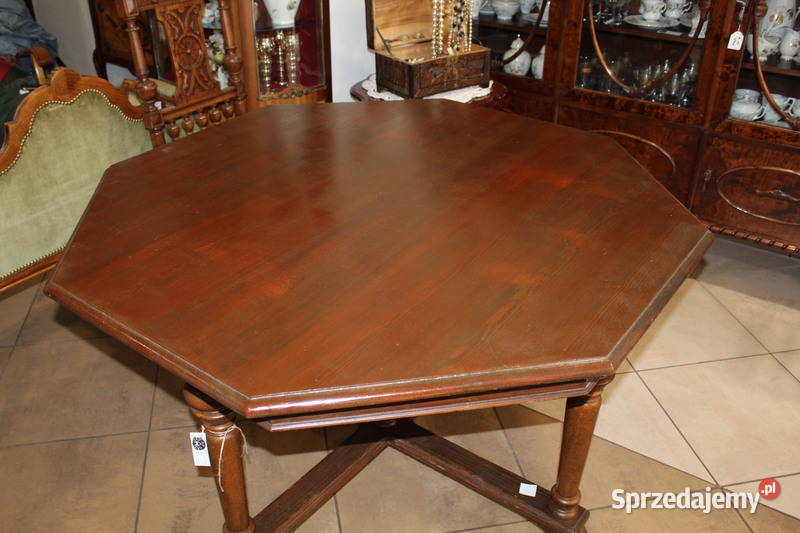 stol ośmiokątny drewniany 1584	Fiaf zachodniopomorskie Szczecin