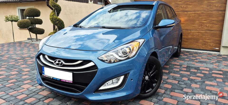 HYUNDAI I30 16 BENZYNA KEYLESS SKÓRY LED 2x PDC Tarnów sprzedam
