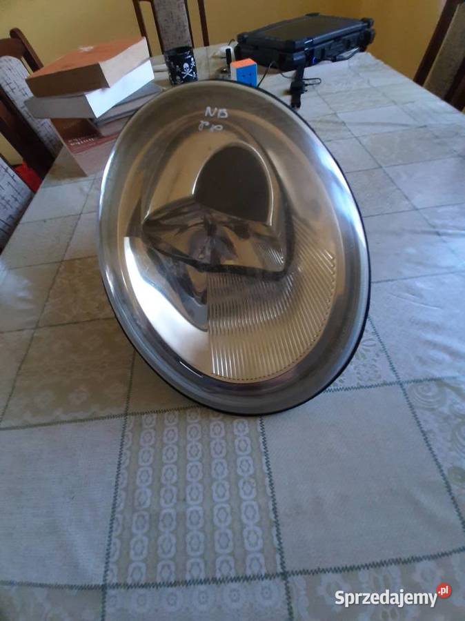 Volkswagen Beetle Reflektor Lampa Przednia prawa Różan