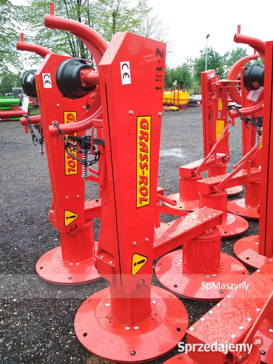 Kosiarka rotacyjna 135 m 165 m Polska produkcja Maszyny rolnicze Puławy