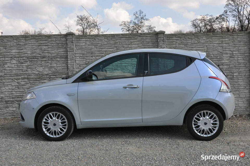 Lancia Ypsilon 12 70 Full Szyberdach Skóra śląskie Dąbrowa Górnicza sprzedam