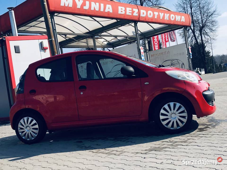 Citron C1 10 VVTi 68 5drzwi czerwień Meksykańska Rok produkcji 2005 podkarpackie Przeworsk
