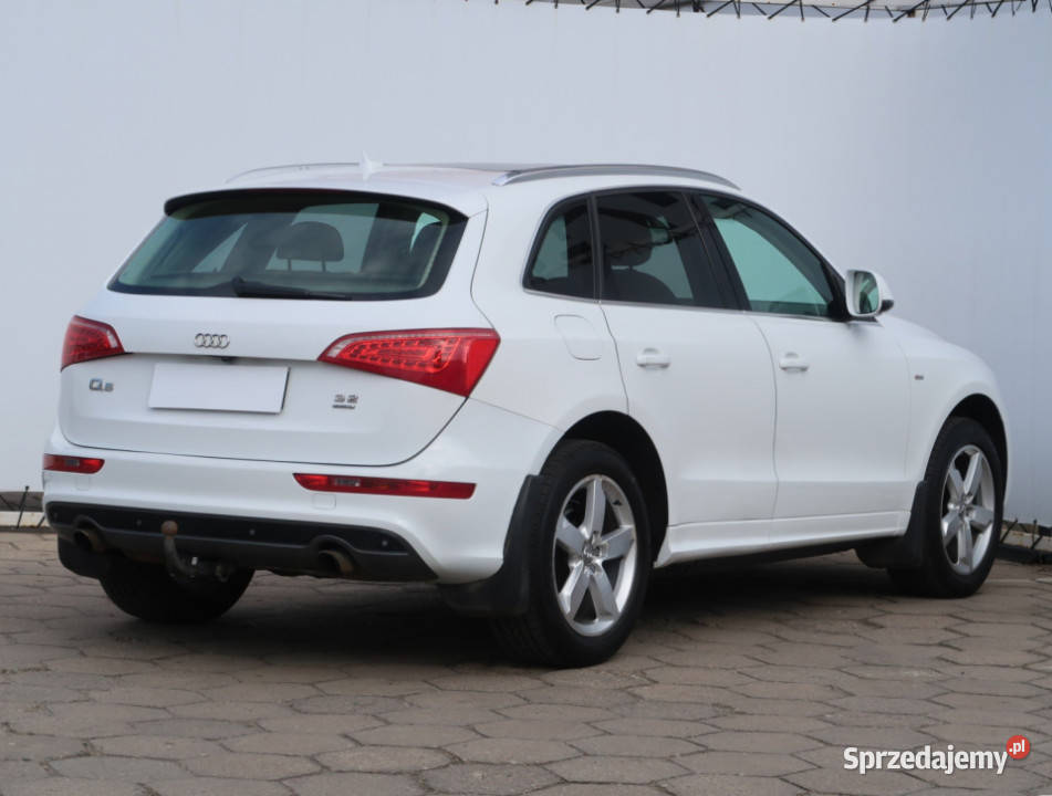 Audi Q5 32 FSI Rok produkcji 2010 Łódź sprzedam